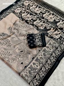 Conjunto de Saree y Blusa de Lino Suave de Alta Calidad con Estampado Digital de Flores y Motivos Tradicionales, Exportador de Moda Femenina - Product Image 6