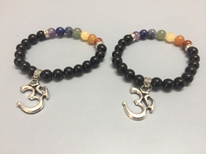 Pulsera de Obsidiana Negra con Amuleto Ohm, Joyería de Ágata al por Mayor, Compre en Línea en Amayra Crystals Exports - Product Image 4