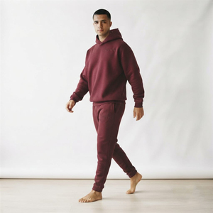 Chándal Informal Transpirable de Alta Calidad para Hombre, con Diseño Estampado, Logotipo Bordado Personalizable, Color Vino - Product Image 2