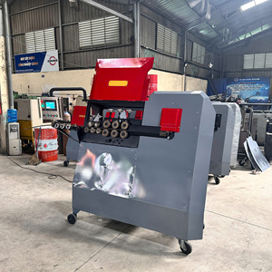 Cintreuse automatique CNC pour barres d'armature en acier inoxydable avec moteur central et composants PLC, capable de cintrer vers le haut et vers le bas - Product Image 3