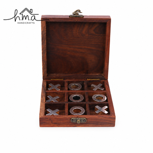 Jeu de Tic Tac Toe en Bois Rectangulaire Marron Foncé avec Pièces Blanches en Forme de Croix et de Cercle, Décoration Rustique pour Table - Product Image 3