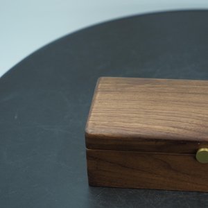ALI FASHION ART Caja de Almacenamiento de Madera Moderna y Duradera con Tapa y Control Táctil para Decoración del Hogar, Organización de Joyas y Accesorios - Product Image 2