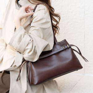 Nouveaux sacs fourre-tout de luxe personnalisables en cuir véritable de haute qualité, avec fermeture éclair, style décontracté, pour femmes - Product Image 3