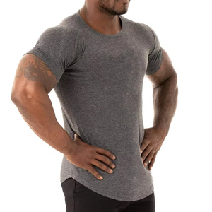 T-shirt décontracté pour homme, gris uni, manches courtes, col rond, coupe ajustée, matière jersey respirante - Product Image 1