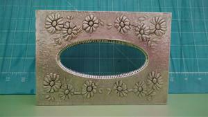 Vintage Embossed <b>Foil</b> Etched Tin Tissue Box Cover with Daisy Design Decorative Holder for Home <b>Kitchen</b> And Events Table Setup - Product Image 4