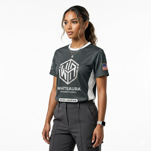 Maillot de football pour femme Whiteaura, col rond, manches courtes, en mesh sublimé, anti-humidité, coupe athlétique, gris, avec patch drapeau USA - Product Image 1