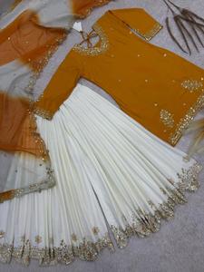 Ensemble trois pièces Kurti Palazzo Dupatta en crêpe français de qualité supérieure avec de magnifiques broderies à sequins pour femmes, idéal pour les fêtes et les mariages - Product Image 2