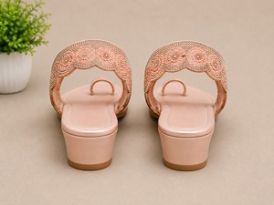 Sandales plates à lanières en strass roses, à bout ouvert, à enfiler, avec embellissements floraux, chaussures décontractées et élégantes pour l'extérieur - Product Image 4