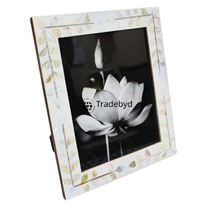 Marco de Fotos Creativo Hecho a Mano con Incrustaciones de Madreperla, Acabado Brillante, Regalo Decorativo de Tradebyd - Product Image 1