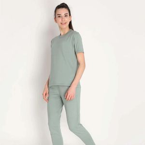 Ensemble t-shirt et pantalon pour femmes modernes, vêtements de sport, tissu respirant, tenue de fitness pour la salle de sport - Product Image 4
