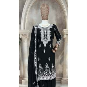 Livewear Ensemble de costume XL noir pour femme avec broderie de paillettes multi-aiguilles - Product Image 2