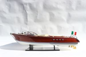 (Producto estrella) RIVA AQUARAMA 67cm Modelo de barco de madera hecho a mano para un regalo especial con interior de lujo |   COLECCIÓN |   DECORACIÓN - Product Image 4