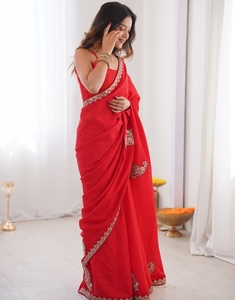KV Silk Blend <b>Red</b> Embroidered <b>Saree</b> With Unstitched Blouse - Product Image 2