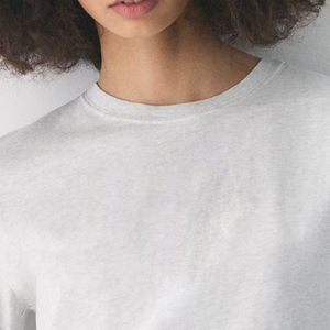 T-shirt décontracté à manches courtes coupe ample et tendance pour femme – Idéal pour la vente en gros et le quotidien - Product Image 2