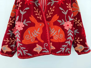 Chaqueta Bomber de Terciopelo de Algodón con Bordado Floral Suzani, Reversible, Estilo Boho Vintage, Talla Única, Forro Étnico de Lino, Precio de Fábrica - Product Image 2
