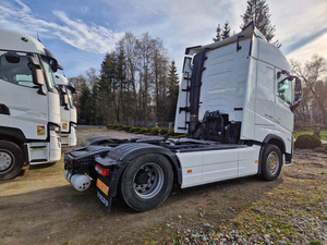 รถบรรทุกใหม่เอี่ยมปี 2023 วอลโว่ FH 460 460 แรงม้า 338 กิโลวัตต์ 162,000 กม. 5.5 ลิตร เกียร์อัตโนมัติ 9 สปีด - Product Image 4