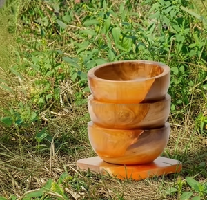 Bols à collation en résine et bois design – Vaisselle moderne pour les invités - Product Image 1