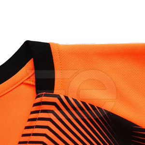 ชุดฟุตบอลทีมมืออาชีพ ชุดกีฬา ระบายอากาศ แห้งเร็ว สำหรับฝึกซ้อมและแข่งขัน - Product Image 3