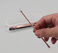 Kit professionnel d'outils en acier inoxydable pour l'élimination des points noirs avec nettoyeur de pores pour l'extraction des boutons, de l'acné et des comédons et les soins du visage
