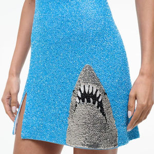 Robe de mariée faite à la main avec décoration de motifs brodés et sequins, robe de soirée/mini-robe - Product Image 1