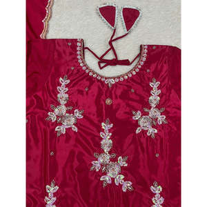 Designer Party Wear Top Lehenga Set para mujer con Dupatta elegante - Product Image 2