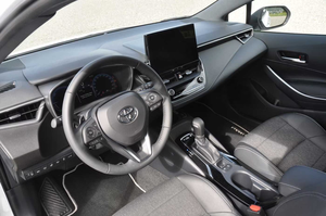 Toyota Corolla TS Hybride 2.0 Break Automatique Essence-Électrique Hybride Conduite à Gauche Véhicule Particulier Export - Product Image 6