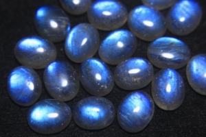 Natural Labradorite Oval Cut Gemstone Polished for Jewelry Making Super Fine Quality Color Play Available All Calibrated Sizes - Product Image 2