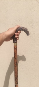Bastón de Madera de Palisandro Hecho a Mano con Empuñadura de Cabeza de Caballo de Latón Sólido, 36 Pulgadas, Multifuncional, Estilo Vintage Marrón, para el Día de San Valentín - Product Image 1