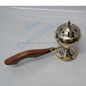 Quemador de Incienso Tradicional de Latón con Mango de Madera, Quemador de Loban y Bakhoor, Diseño Portátil para el Hogar, Templo, Rituales y Aromaterapia - Product Image 6