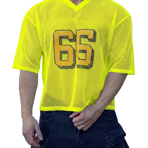Maillot de football blanc en mesh pour homme, col en V, avec numéro 66 imprimé, manches courtes, coupe sportive régulière, respirant - Product Image 2