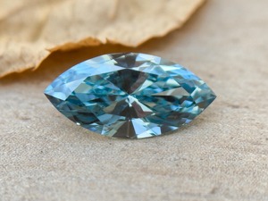 Diamante Cultivado en Laboratorio CVD de 2 Quilates, Corte Marquise, Azul Fantasía, VS1, Certificado IGI, Corte Excelente 3EX, Proveedor B2B para Distribuidores e Importadores de Diamantes - Product Image 3