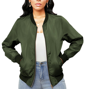 Veste bomber pour femme de qualité supérieure à prix abordable, fabrication professionnelle, design de col personnalisé, vestes bomber pour femme - Product Image 2