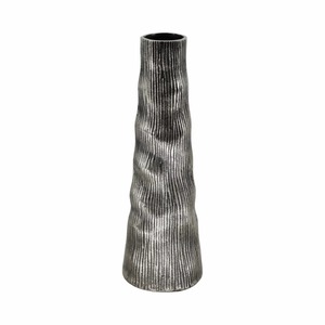 Vase de table en métal fait main Drift Vessel, finition argentée, design industriel, 39 cm de hauteur, texture géométrique, décoration - Product Image 6