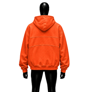 เสื้อฮู้ดดี้ผู้ชายสีส้มทรงโอเวอร์ไซส์ ผ้าเฟรนช์เทอร์รี่ สไตล์ลำลอง สีพื้น มีกระเป๋า ดีไซน์แขนปกติ ใส่ได้ทั้งฤดูใบไม้ร่วงและฤดูหนาว - Product Image 2