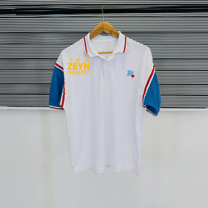 T-shirt à manches courtes en tricot uni pour homme, style streetwear personnalisé avec motif - Product Image 1