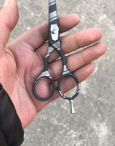 Ciseaux de barbier professionnels en acier inoxydable à lame tranchante, outils de coupe légers de haute qualité - Product Image 2
