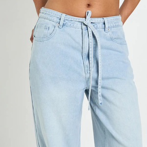 Pantalones vaqueros de verano al por mayor, de cintura alta, azul claro, de pierna ancha con cordón, ajuste holgado, largo completo, talla grande, informales para mujer - Product Image 4
