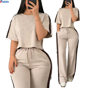 Ensemble de survêtement personnalisé pour femme avec logo - Tenue de sport décontractée AL - Nouvel ensemble 2 pièces pantalon large pour femme - Vêtements de yoga et d'été - Product Image 4