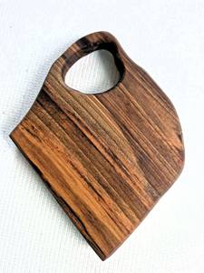 เขียงไม้วอลนัทปี 2026 ขนาด 7 นิ้ว ทำด้วยมือจากไม้เนื้อแข็งขนาดเล็ก สำหรับหั่นและเสิร์ฟในครัว พร้อมลายไม้ธรรมชาติ เหมาะสำหรับเป็นของขวัญ - Product Image 2