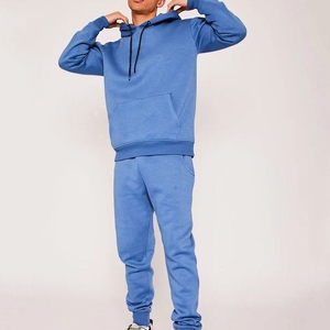 Survêtement d'hiver sur mesure pour homme – Grande taille, coupe ajustée, avec col à capuche respirant, motif uni, coton et polyester – Promotion exceptionnelle - Product Image 5