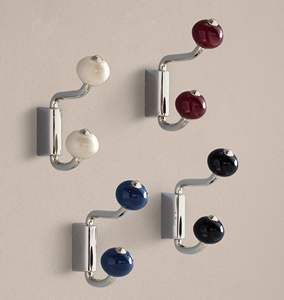 ตะขอทองเหลืองขายดี ตะขอเหล็กอะลูมิเนียมอเนกประสงค์แบบกำหนดเอง สำหรับแขวนเฟอร์นิเจอร์ ตู้เสื้อผ้า ตะขอแขวนสำหรับห้องนอน - Product Image 2