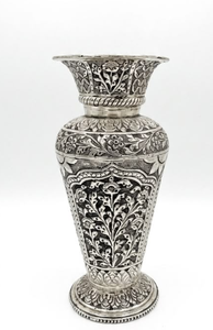 Nouveau design de vase à fleurs sculpté, vase à fleurs traditionnel fait main en argent, sculpture fine, décoration de table pour mariage - Product Image 3