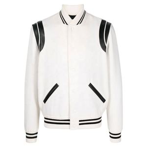 แจ็คเก็ตหนังวาร์ซิตี้ทรงเข้ารูปคุณภาพสูงสำหรับผู้ชาย ปี 2025 ผลิตตามสั่ง ระบายอากาศได้ดี ผ้าขนสัตว์สำหรับฤดูหนาว สินค้ามาใหม่ ขายส่ง - Product Image 1