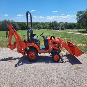 Tracteur agricole compact Kubota BX23S 4x4 20 CV à roues, pompe automatique, machine agricole puissante d'occasion - Product Image 2