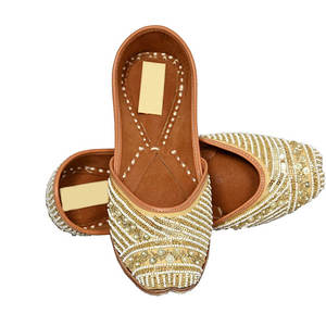 Women's Traditional Khussa <b>Jutti</b> Handmade Anti-Slip Feature Flat Outdoor Autumn Winter Handmade Khussa Wedding Khussas - Product Image 5