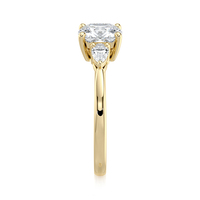 Bague de fiançailles à trois pierres en diamant de laboratoire taille coussin 1,70 CTW certifiée IGI en or massif 14K plaqué rhodium, luxe pour mariage