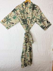 Bata tipo kimono de algodón con estampado de animales de la selva, suave y transpirable, para la playa o para estar en casa, disponible en 4 colores. - Product Image 4