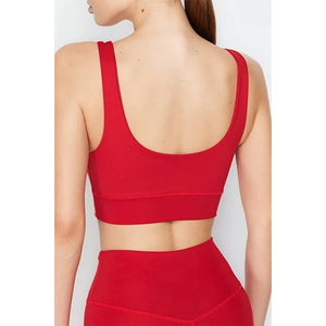 Conjunto Deportivo de Alto Rendimiento para Mujer, Pantalones Cortos Ajustados de Cintura Alta con Efecto Levanta Glúteos, Escote en Forma de U, Ropa de Yoga, Conjunto Combinado de Nailon/Spandex - Product Image 4