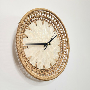 Horloge murale en rotin de style luxueux, nouvelle conception, décoration intérieure, horloges rondes suspendues, fournisseur pour les fabricants. - Product Image 6