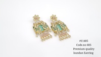 Boucles d'oreilles pendantes en or plaqué Kundan 11405, boucles d'oreilles charmantes, bijoux pour femmes, pour mariage ou fête.